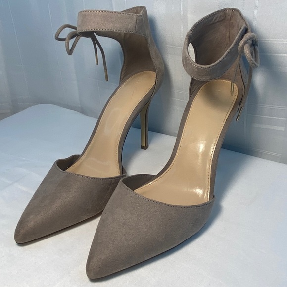 Forever 21 Women's tan suede pumps heels with ankle strap lace tie size 9 - Picture 2 of 14